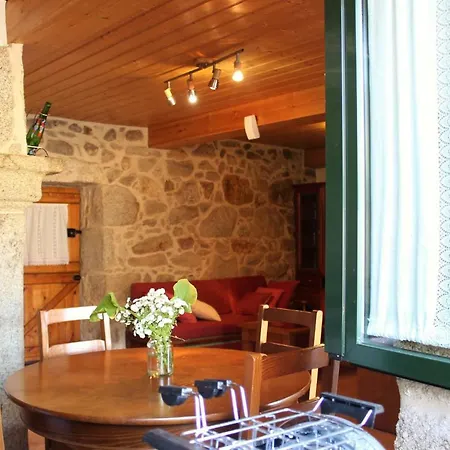 A Casina De Pedra * Noalla (Pontevedra)