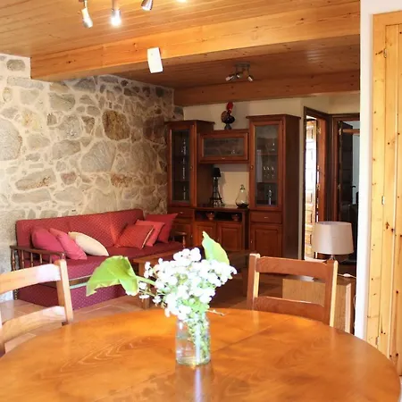A Casina De Pedra * Noalla (Pontevedra)