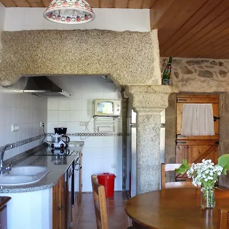 A Casina De Pedra Dom wakacyjny Noalla (Pontevedra)